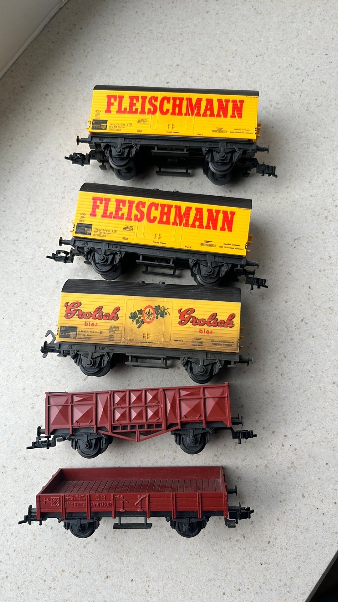 5 Fleischmann ho wagens.zie omschrijving, Hobby en Vrije tijd, Modeltreinen | H0, Treinset, Gelijkstroom, Fleischmann, Ophalen of Verzenden
