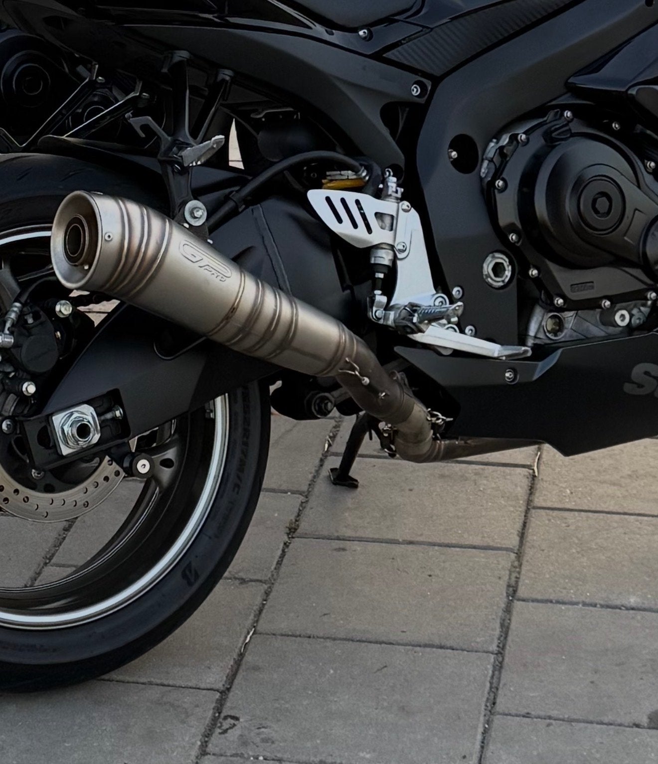 Leovince GP uitlaat als nieuw met db killer voor gsxr k8 k9, Ophalen of Verzenden, Gebruikt