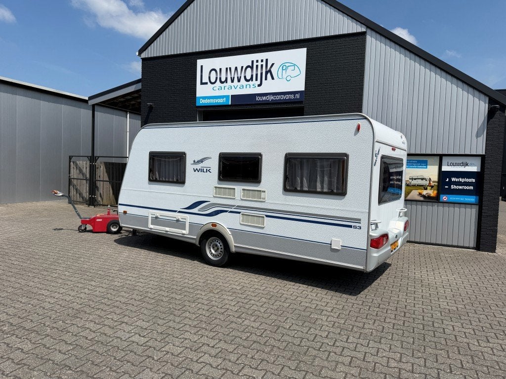 WILK S3 450 HTD ’09 (Fransbed, Rondzit), Caravans en Kamperen, Rondzit, Vast bed, Bedrijf, Kelvinstraat 23
7701BZ  Dedemsvaart, NL