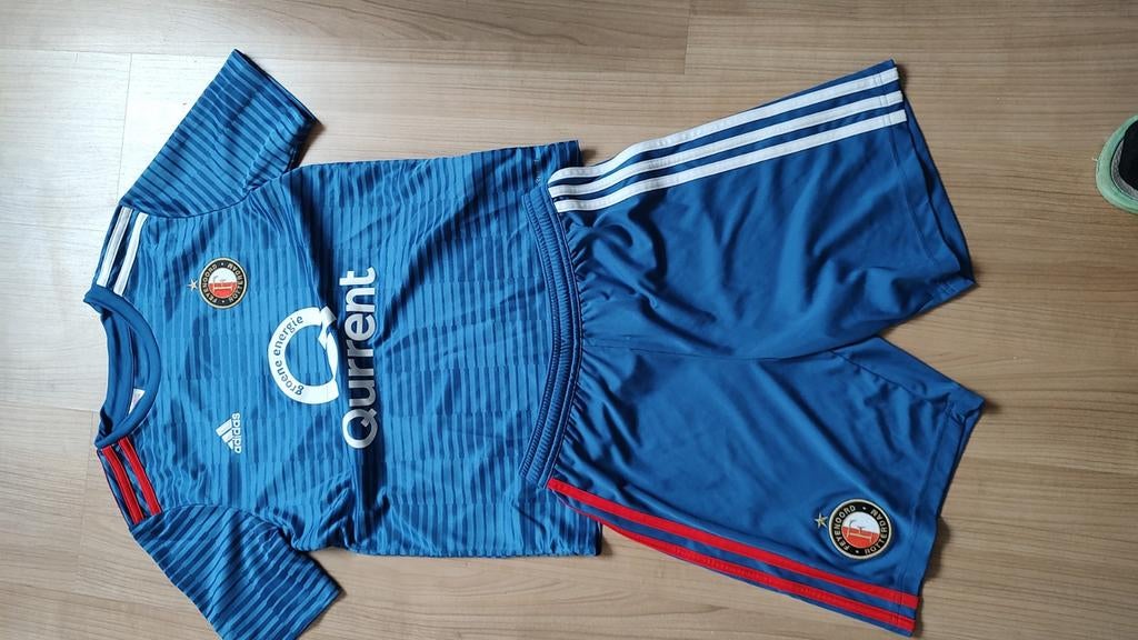 Adidas feyenoord tenue maat 152, Maat XS of kleiner, Ophalen of Verzenden, Zo goed als nieuw