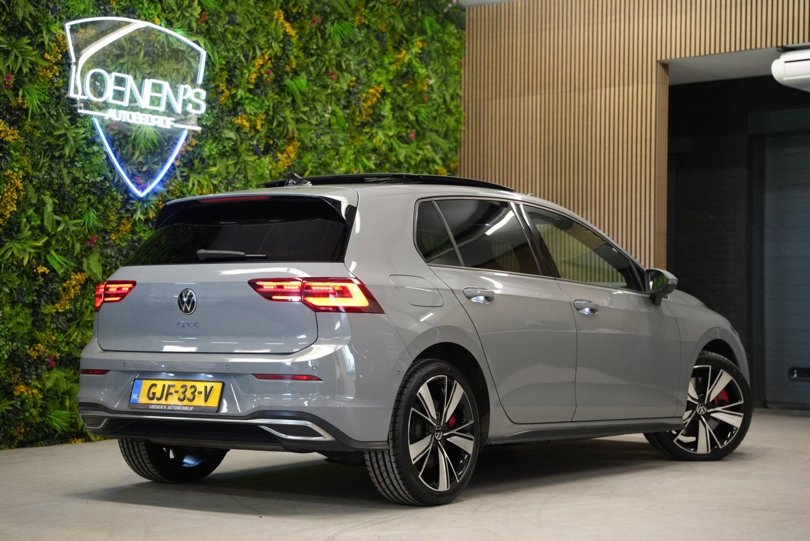Volkswagen Golf 1.4 eHybrid GTE / Pano / HUD / Trekhaak / Ca, Auto's, Gebruikt, 4 cilinders, Plug-in hybride, 1524 kg