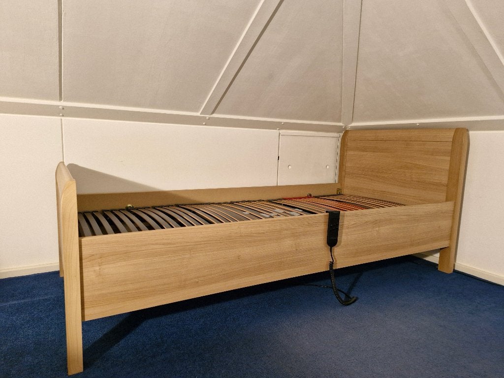 Bed (voor senioren), Ophalen, 90 cm, Eenpersoons, Bruin