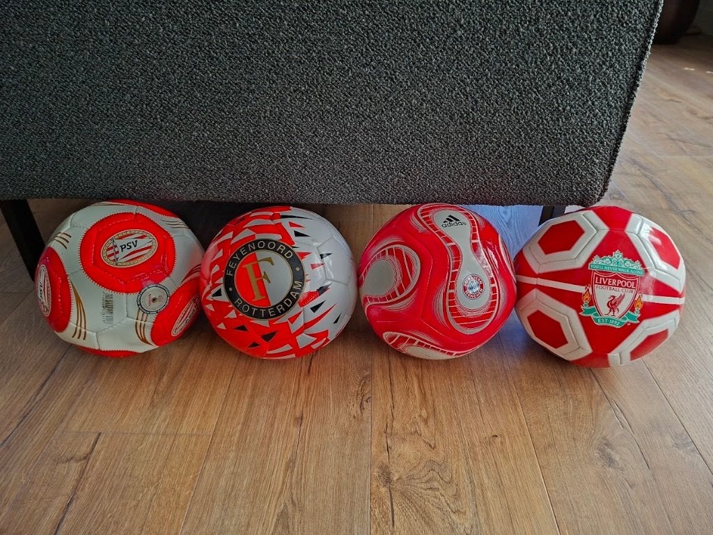 Voetballen (nieuw) van verschillende topclubs (prijs p/st), Sport en Fitness, Voetbal, Maat L, Ophalen of Verzenden, Nieuw, Bal
