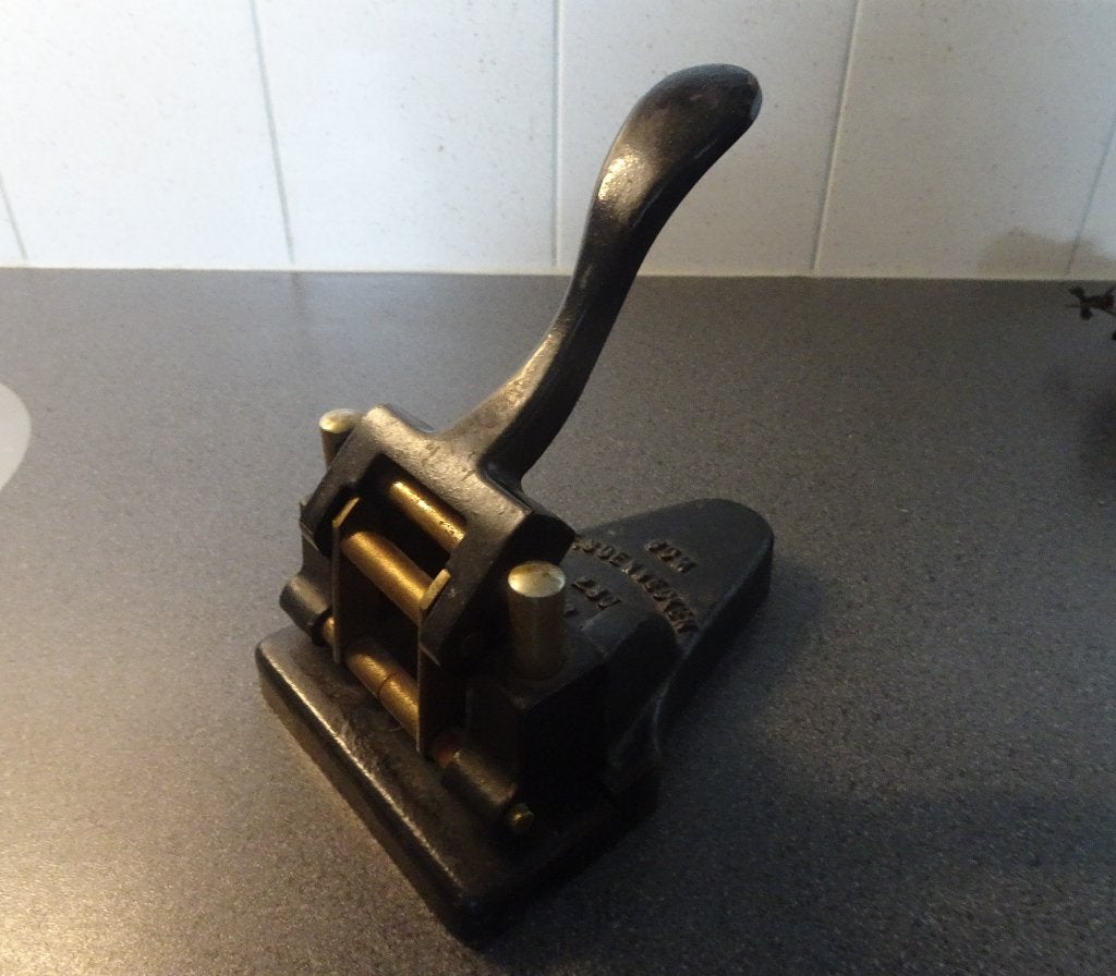 Perforator Soennecken 230., Ophalen of Verzenden