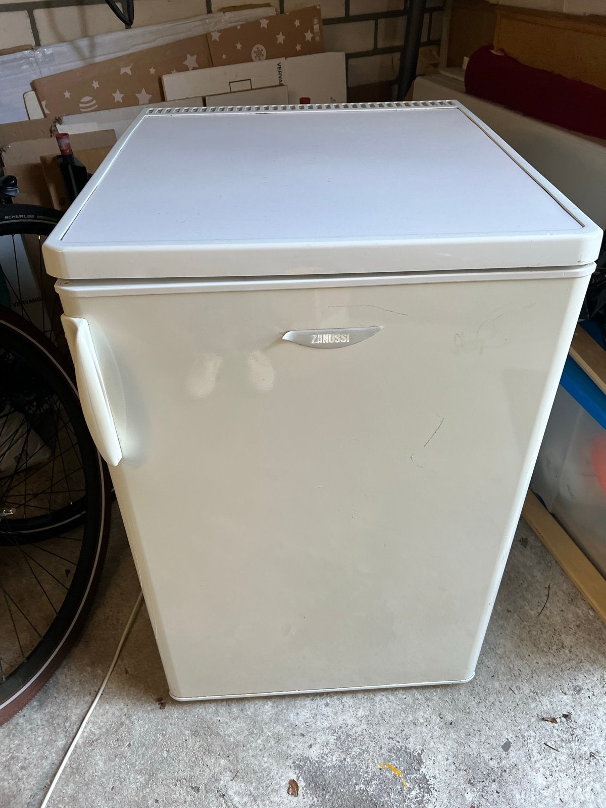Zanussi Koelkast, Minder dan 75 liter, 45 tot 60 cm, Ophalen, 85 tot 120 cm
