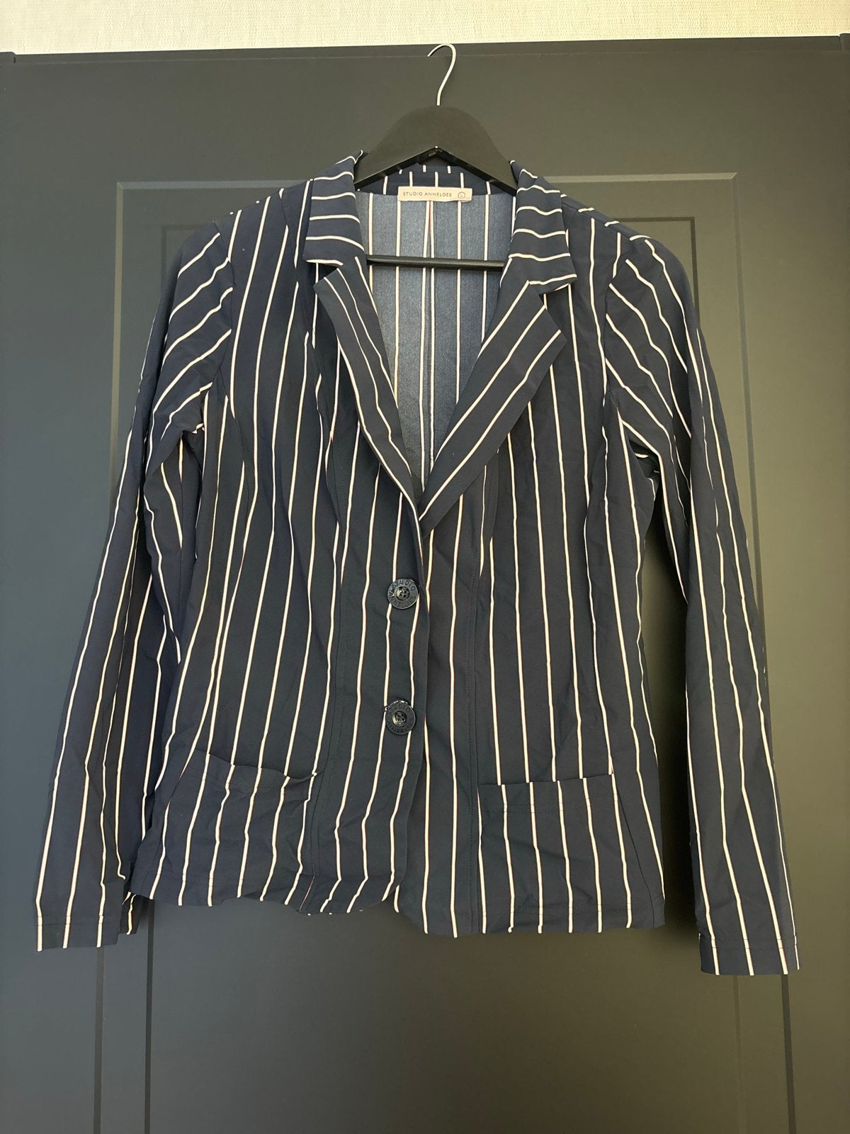 Studio Anneloes Jasje - Maat L - Donkerblauw met strepen, Maat 42/44 (L), Zo goed als nieuw, Jasje, Verzenden