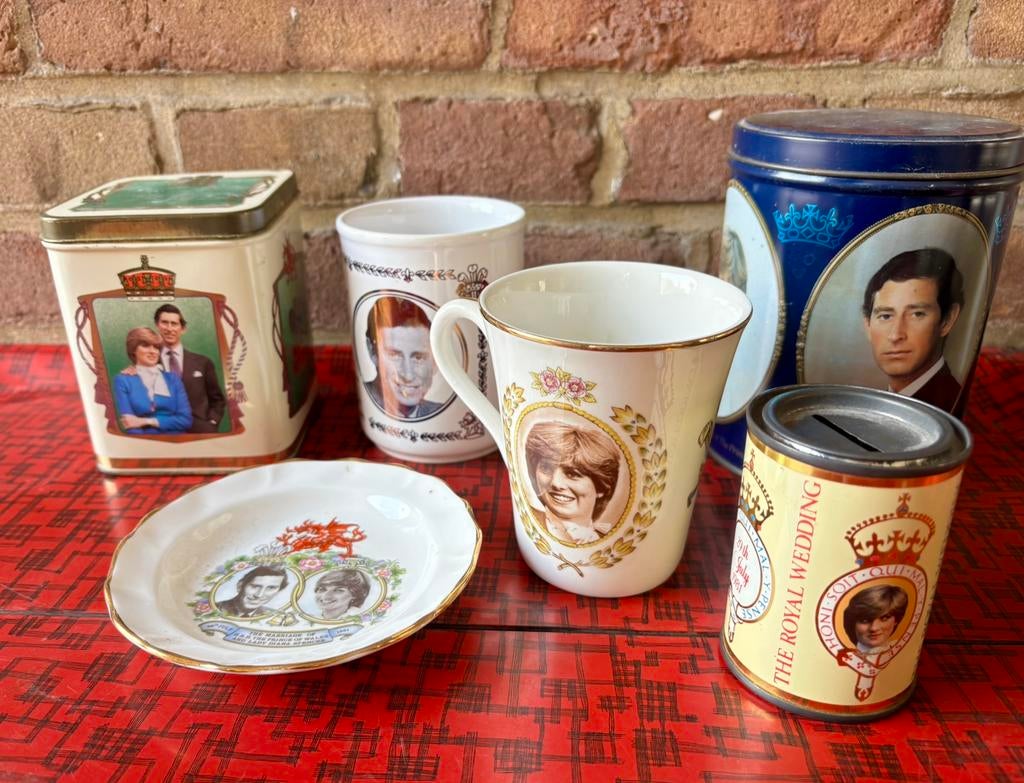 Lady Diana collectors items / uit 1981 / set van 6, Verzamelen, Ophalen of Verzenden, Zo goed als nieuw