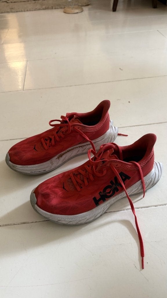 Hoka One One Carbon X 2 dames hardloopschoenen maat 42, Overige merken, Gebruikt, Hardloopschoenen, Ophalen of Verzenden