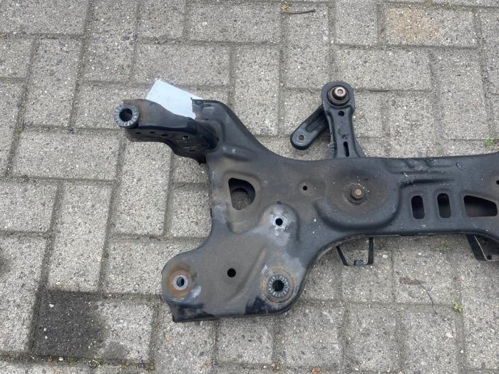 Subframe van een Seat Arona, Gebruikt, -, Verzenden, -