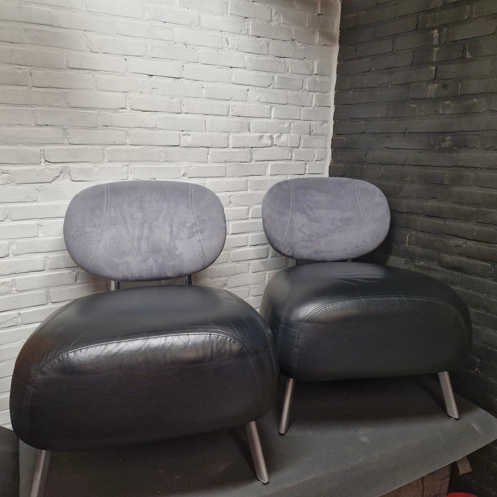 2 luxe design fauteuils, Huis en Inrichting, Fauteuils, Zo goed als nieuw, Stof, 50 tot 75 cm, 75 tot 100 cm, Ophalen