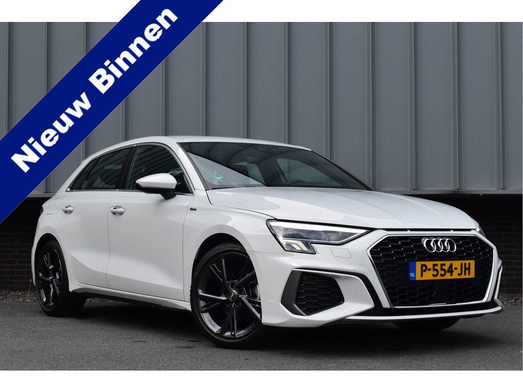 Audi A3 Sportback 35 TFSI S-Line | ACC | Carplay | Trekhaak, Auto's, 4 cilinders, 150 pk, Leder en Stof, Wit