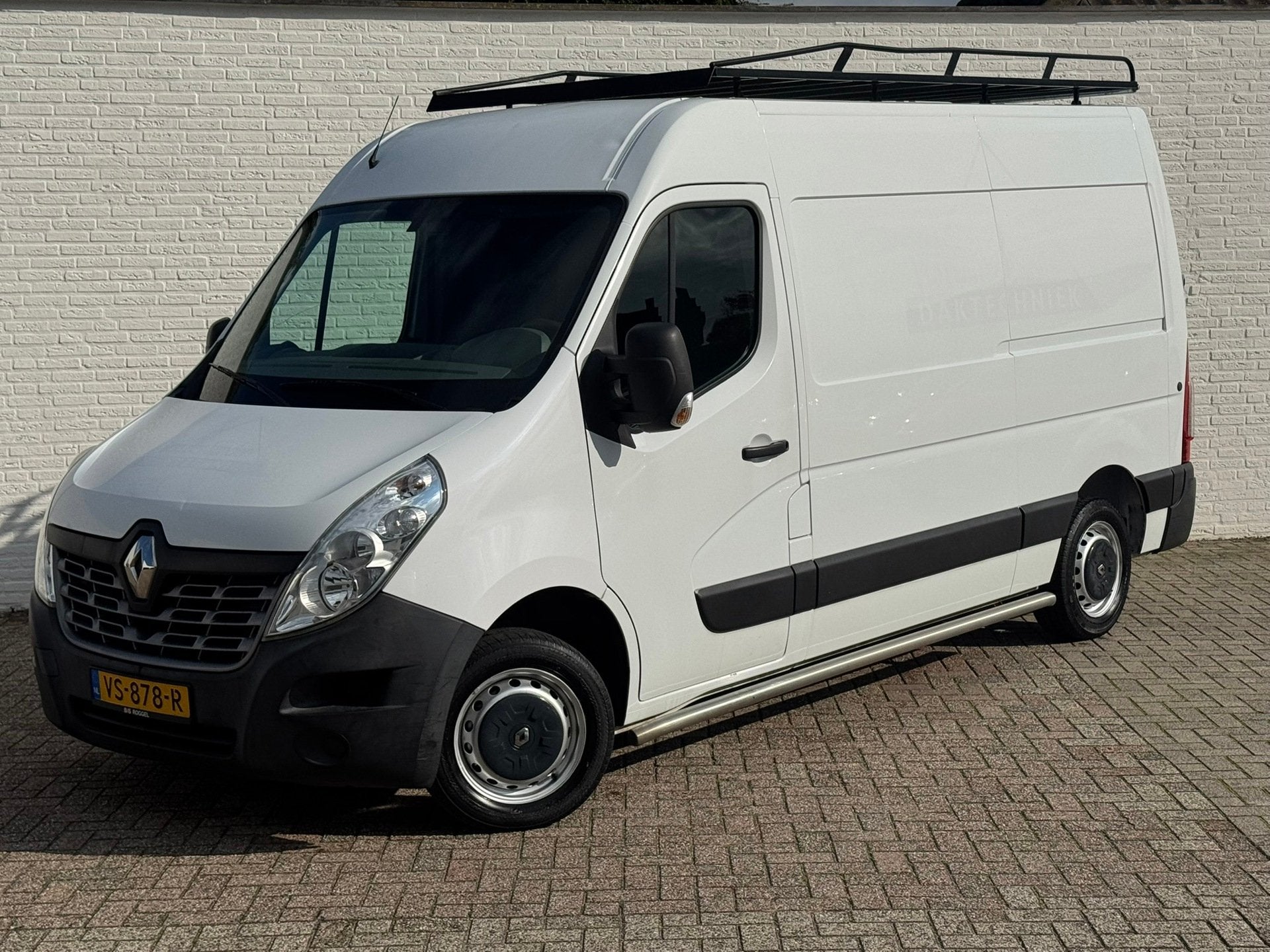 Renault Master T33 2.3 dCi L2H2 Airco Cruise Trekhaak Camera, Euro 5, Gebruikt, Zwart, 4 cilinders