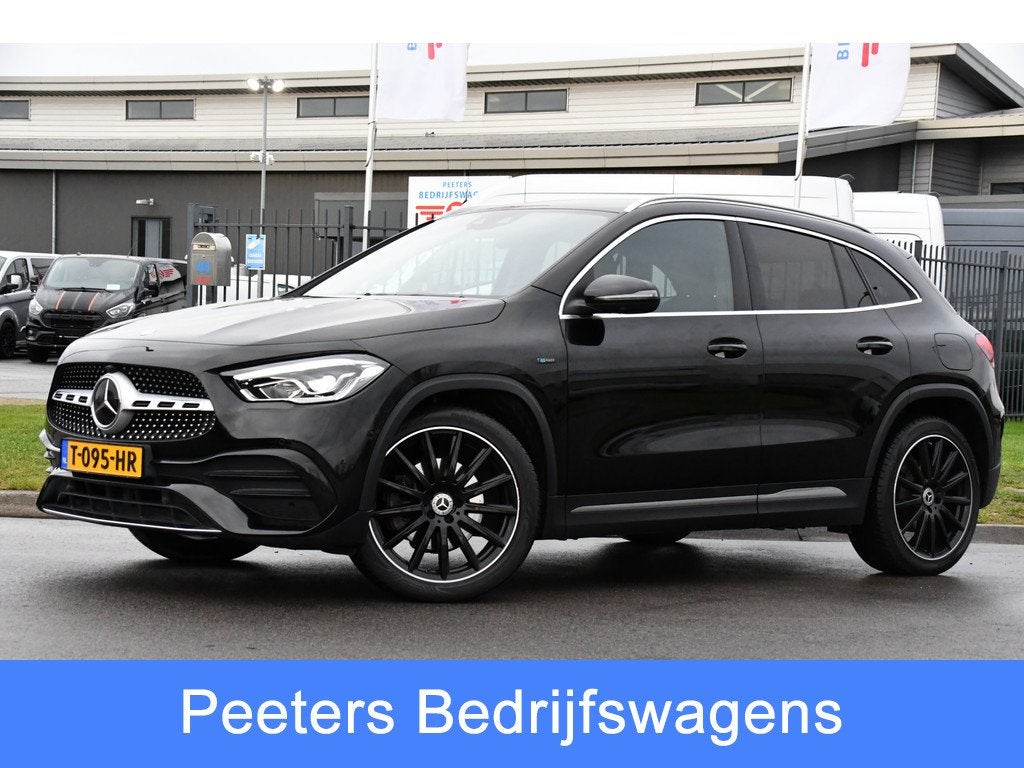 Mercedes-Benz GLA 250 e AMG Line Adaptieve Cruise, Virtual,, Auto's, Mercedes-Benz, Stof, Euro 6, Zwart, Bedrijf