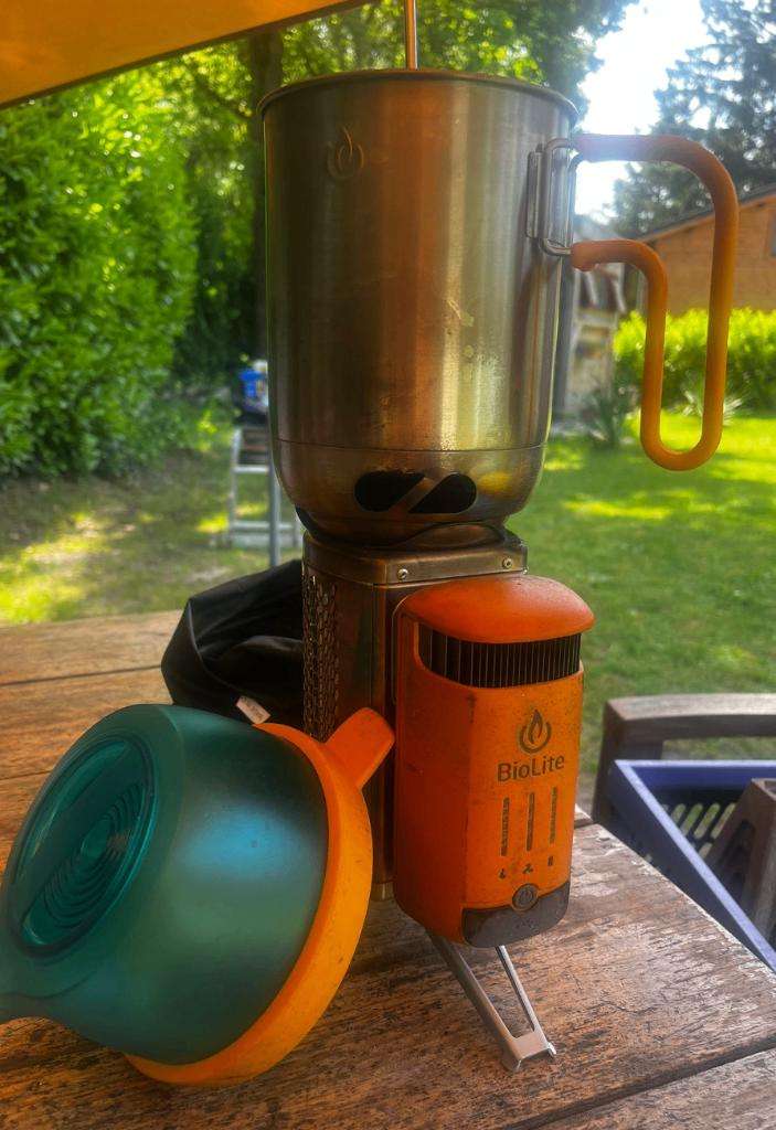 Biolite brander en koffiepot, Caravans en Kamperen, Kampeeraccessoires, Ophalen of Verzenden, Gebruikt