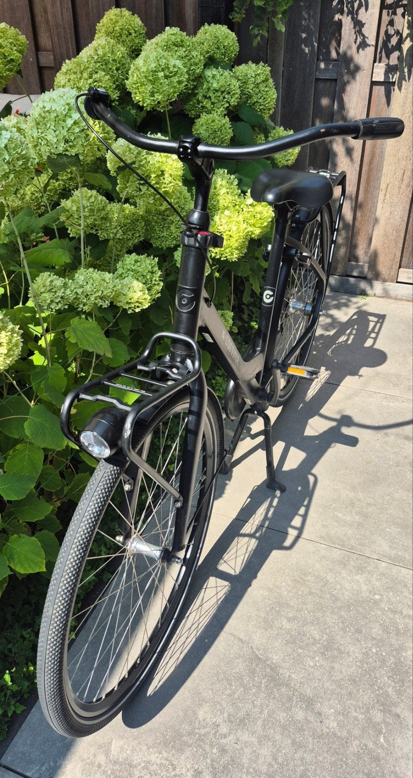 Cortina Stadsfiets type Common D50 Jet Black Matt, Fietsen en Brommers, Fietsen | Dames | Damesfietsen, Terugtraprem, Gebruikt