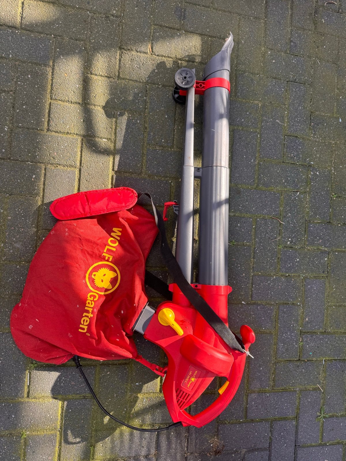 WOLF-Garten LBV 2600 E Bladblazer / Bladzuiger 2600W, Tuin en Terras, Gebruikt, Handgedragen, Ophalen of Verzenden, Met opvangzak