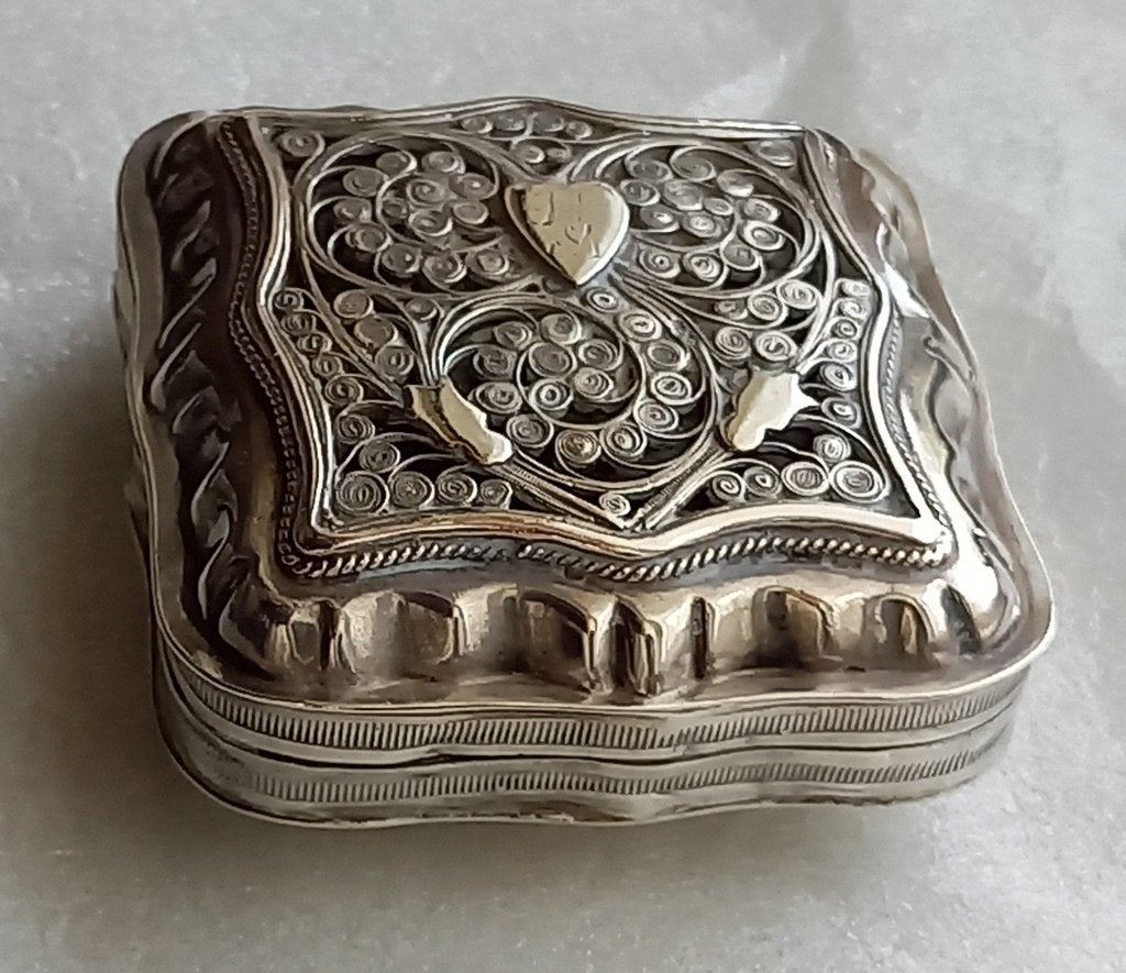 zilveren  snuifdoosje (uit 1867 - Schoonhoven), Ophalen of Verzenden, Zilver