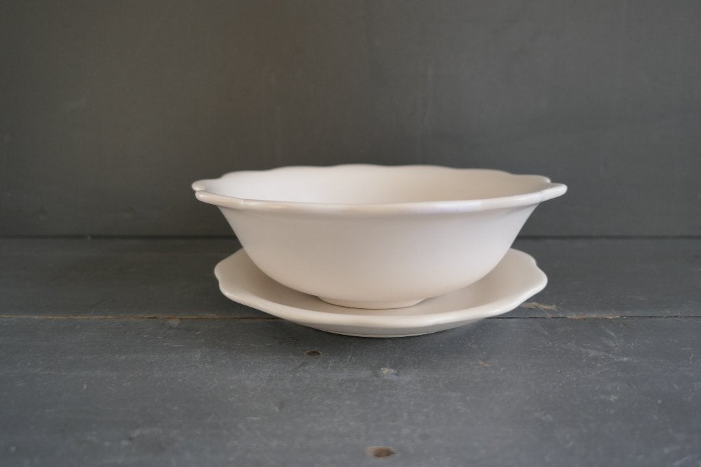 Vintage Flora Keramiek Gouda lekschaal schaal met bord 1065, Verzenden, Keramiek, Klassiek, Schaal of Schalen