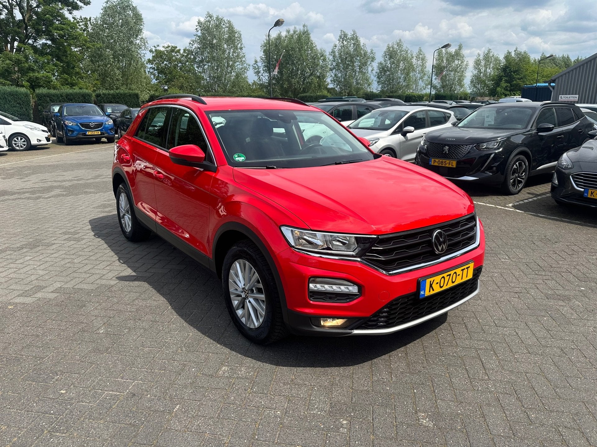 Volkswagen T-Roc 1.0 TSI Style , navigatie , pdc voor en ach, Auto's, Volkswagen, Voorwielaandrijving, Gebruikt, Euro 6, 1194 kg