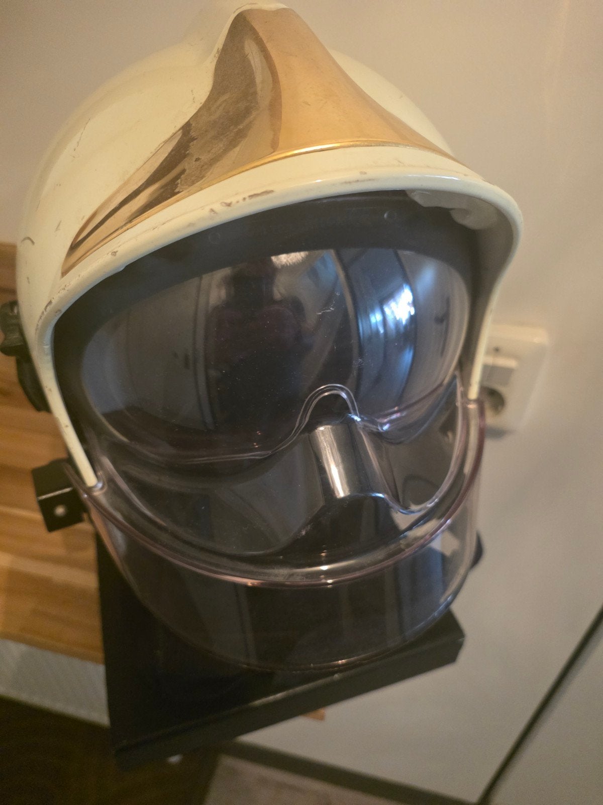 Brandweerhelm MSA Gallet F1SP, Verzamelen, Overige Verzamelen, Ophalen of Verzenden
