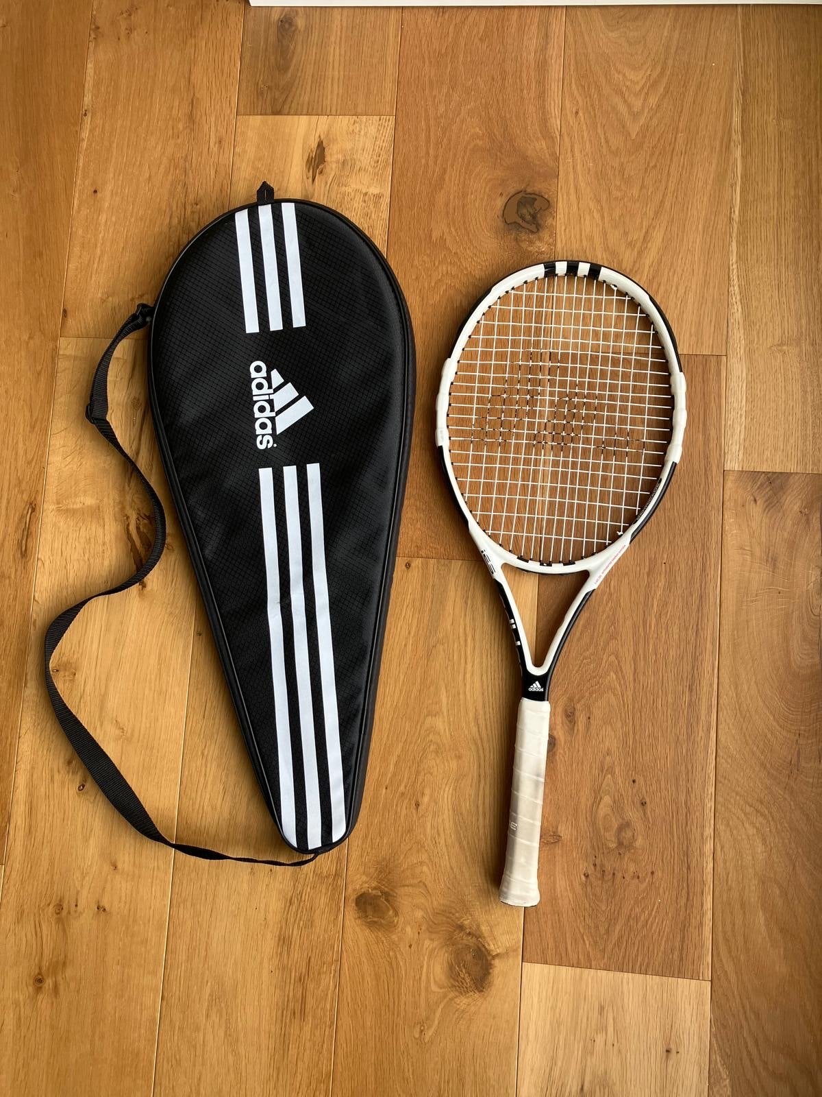 Adidas Tennisracket met hoes, Ophalen of Verzenden, Gebruikt, Racket, Adidas