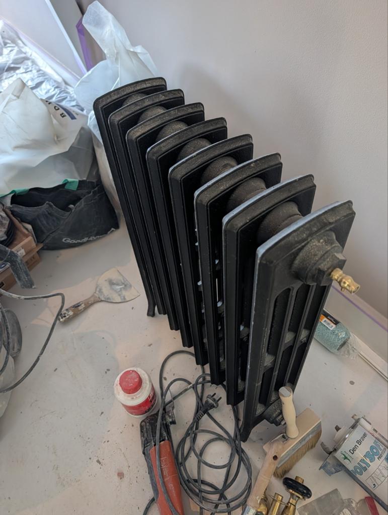 Gietijzeren radiator - Vintage design, Doe-het-zelf en Verbouw, Verwarming en Radiatoren, Ophalen, Gebruikt, Radiator, 150 cm of meer