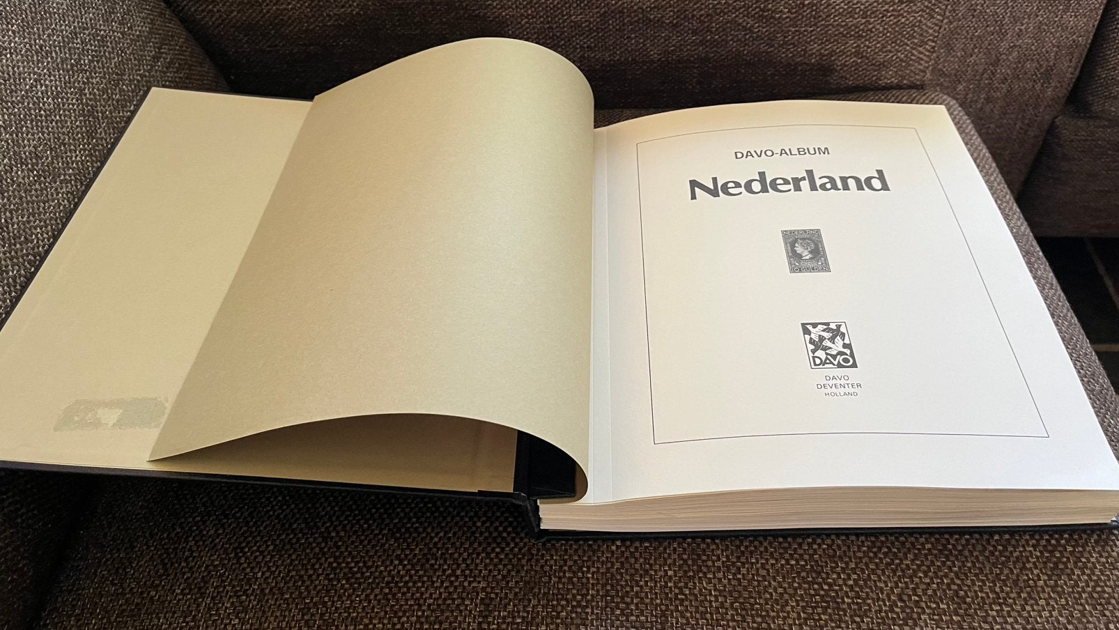 Zeer goed gevuld DAVO album, Postzegels en Munten, Ophalen, Verzamelalbum
