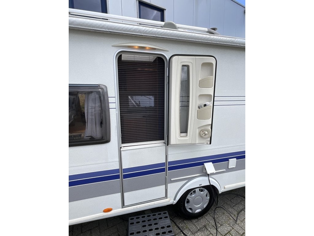 Hobby De Luxe 460 UFE AIRCO-MOVER-VOORTENT, Rondzit, Hobby, Bedrijf, Overige typen