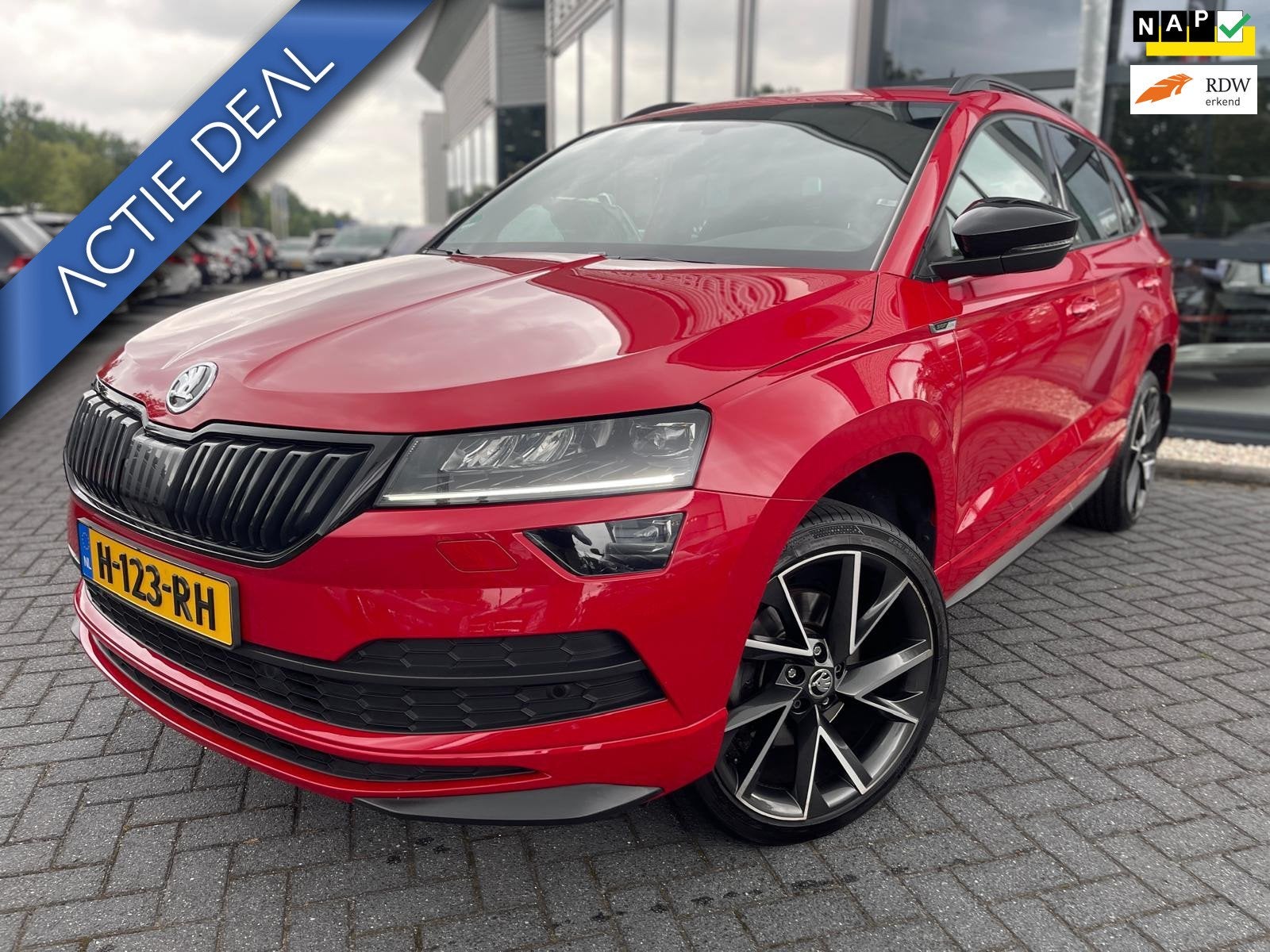 Skoda Karoq 1.5 TSI ACT Sportline Business | DSG | Panorama