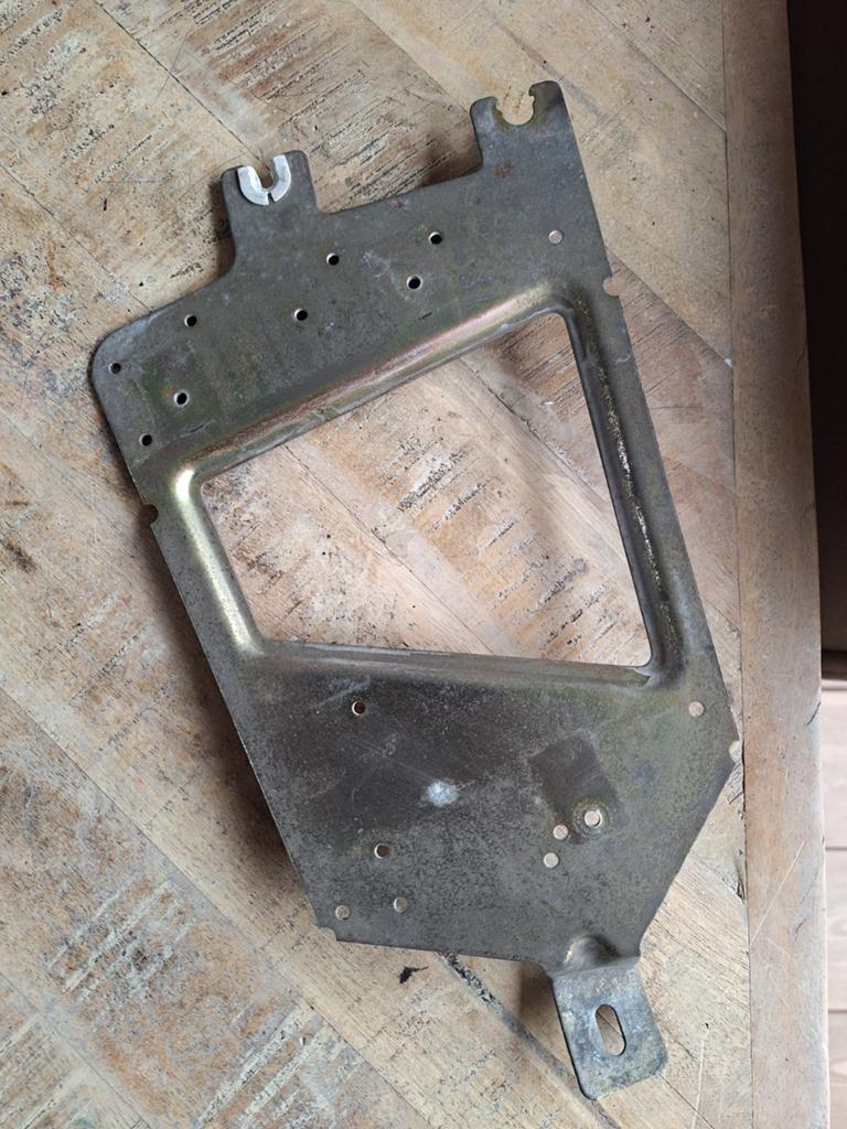 VW PASSAT B3 B4 8V 16V G60 Engine Module ECU beugel, Ophalen of Verzenden
