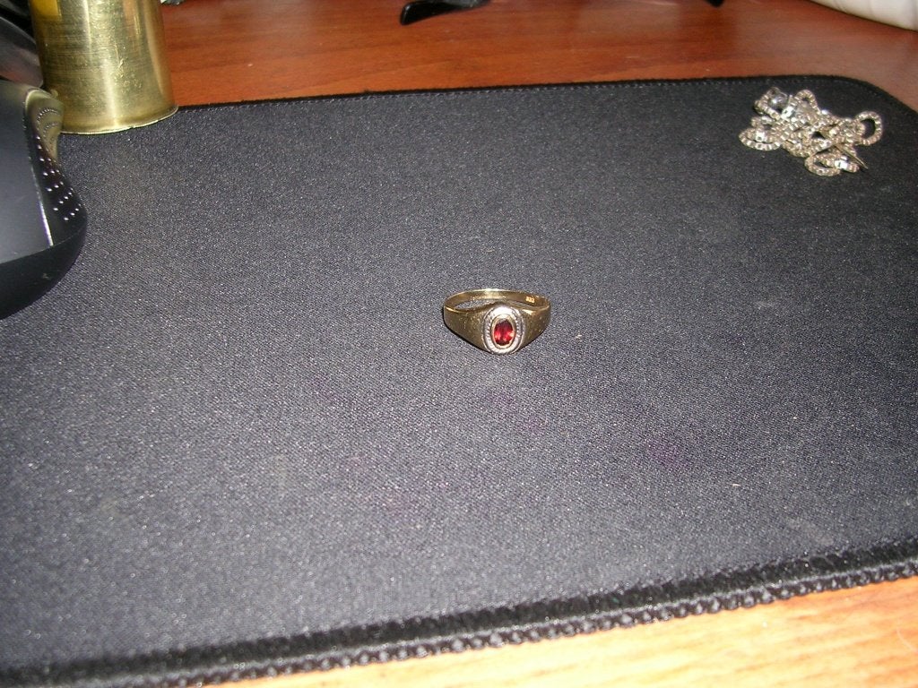 8 karaats gouden ring bieden op Markplaats., Nieuw, Ophalen of Verzenden, 17 tot 18, Met edelsteen