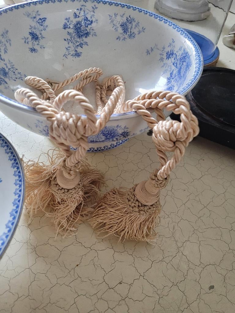 2 vintage embrasses beige p/st 4.95, Heikant 21 Kaatsheuvel, Beige, Belle Vieille Brocante, Zo goed als nieuw