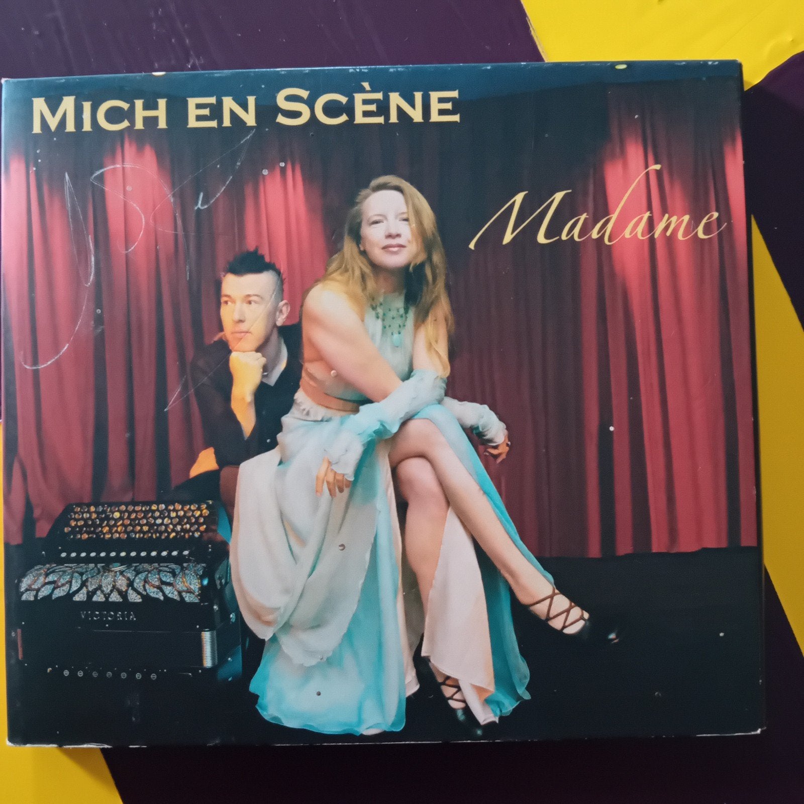Mich en Scène - Madame CD (Gesigneerd), Ophalen of Verzenden, Zo goed als nieuw, Album, Gesigneerd