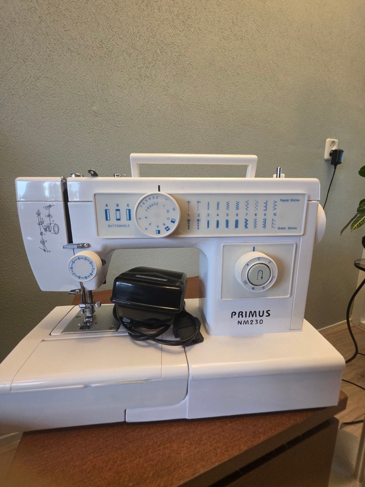 Primus NM230 Naaimachine - Goede staat, Ophalen of Verzenden, Gebruikt, Naaimachine, Overige merken