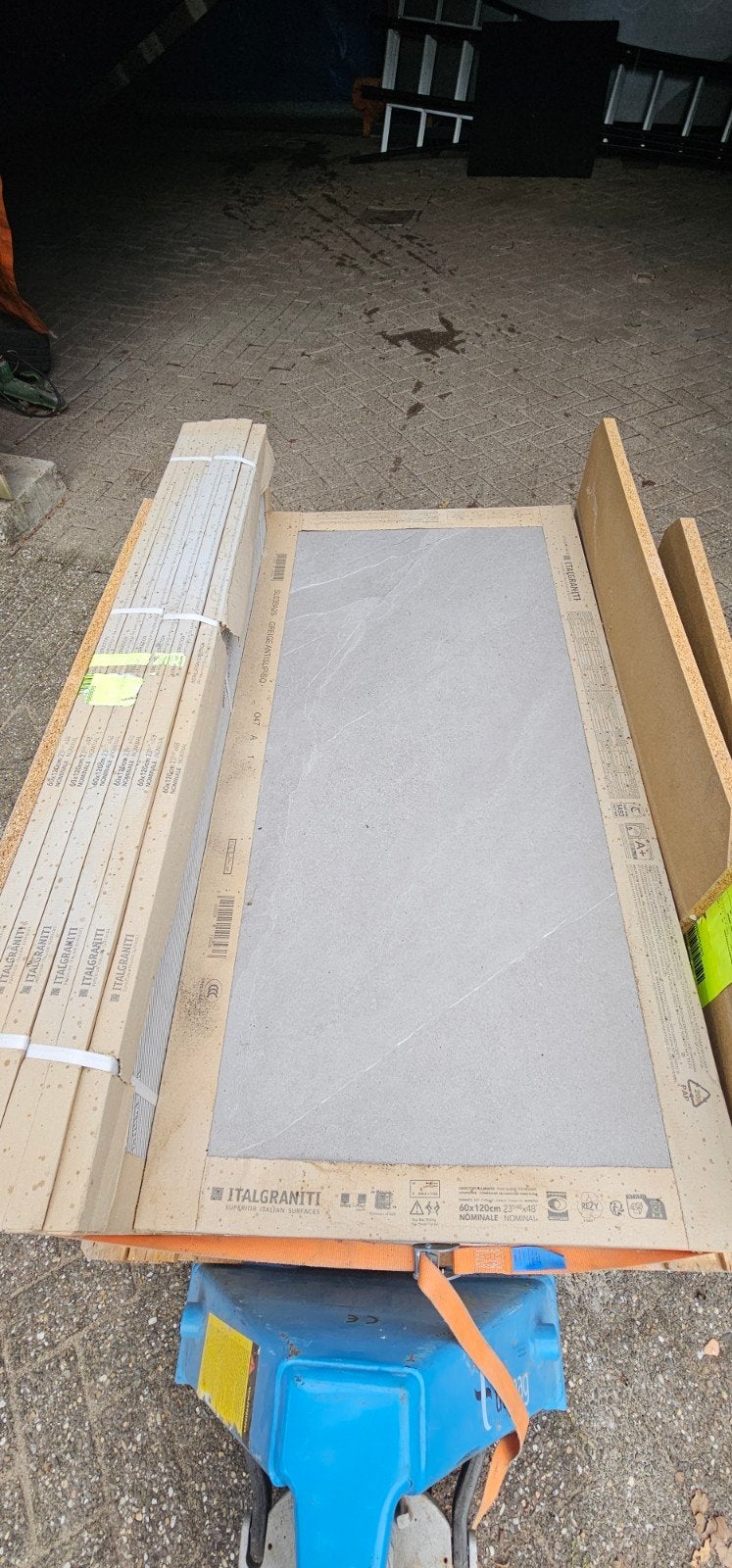 16.5m2  Keramische tuintegels 60x120x2cm dik/ natuursteenloo, Ophalen, Keramiek, Nieuw, 10 m² of meer