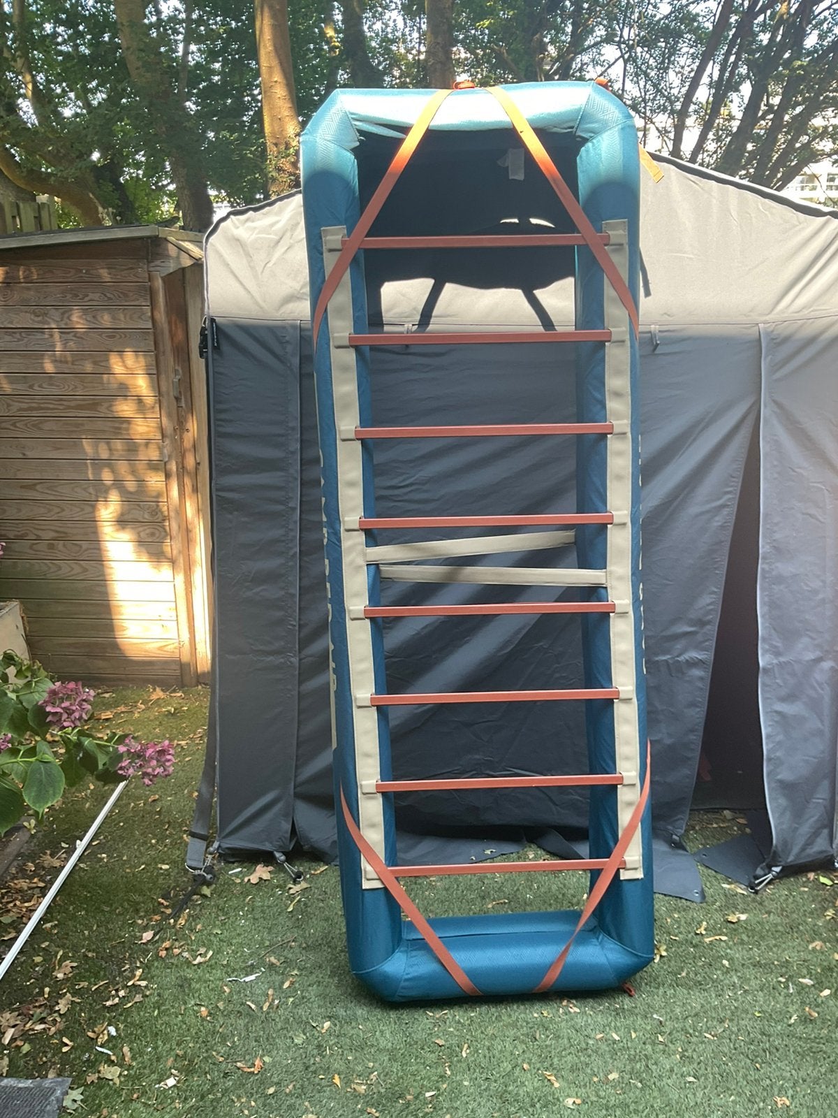 Te koop 3 Quenchae opblaasbare veldbedden van Decathlon, Caravans en Kamperen, Luchtbedden, Ophalen of Verzenden, Zo goed als nieuw