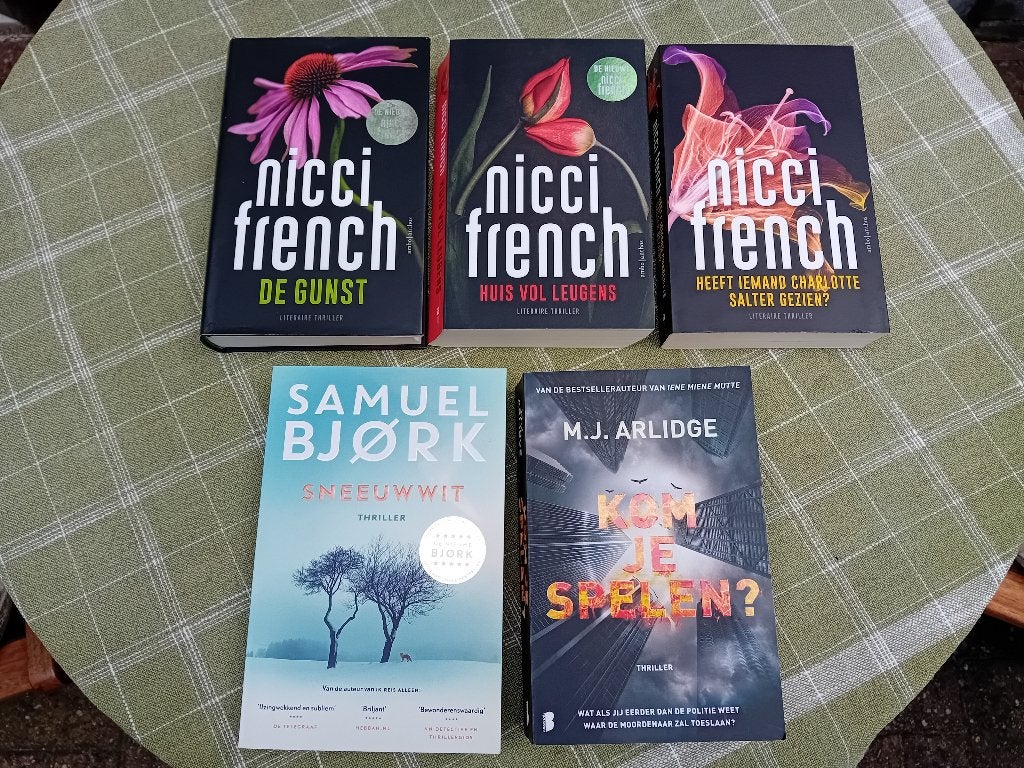 Detectives., Boeken, Ophalen of Verzenden, Zo goed als nieuw