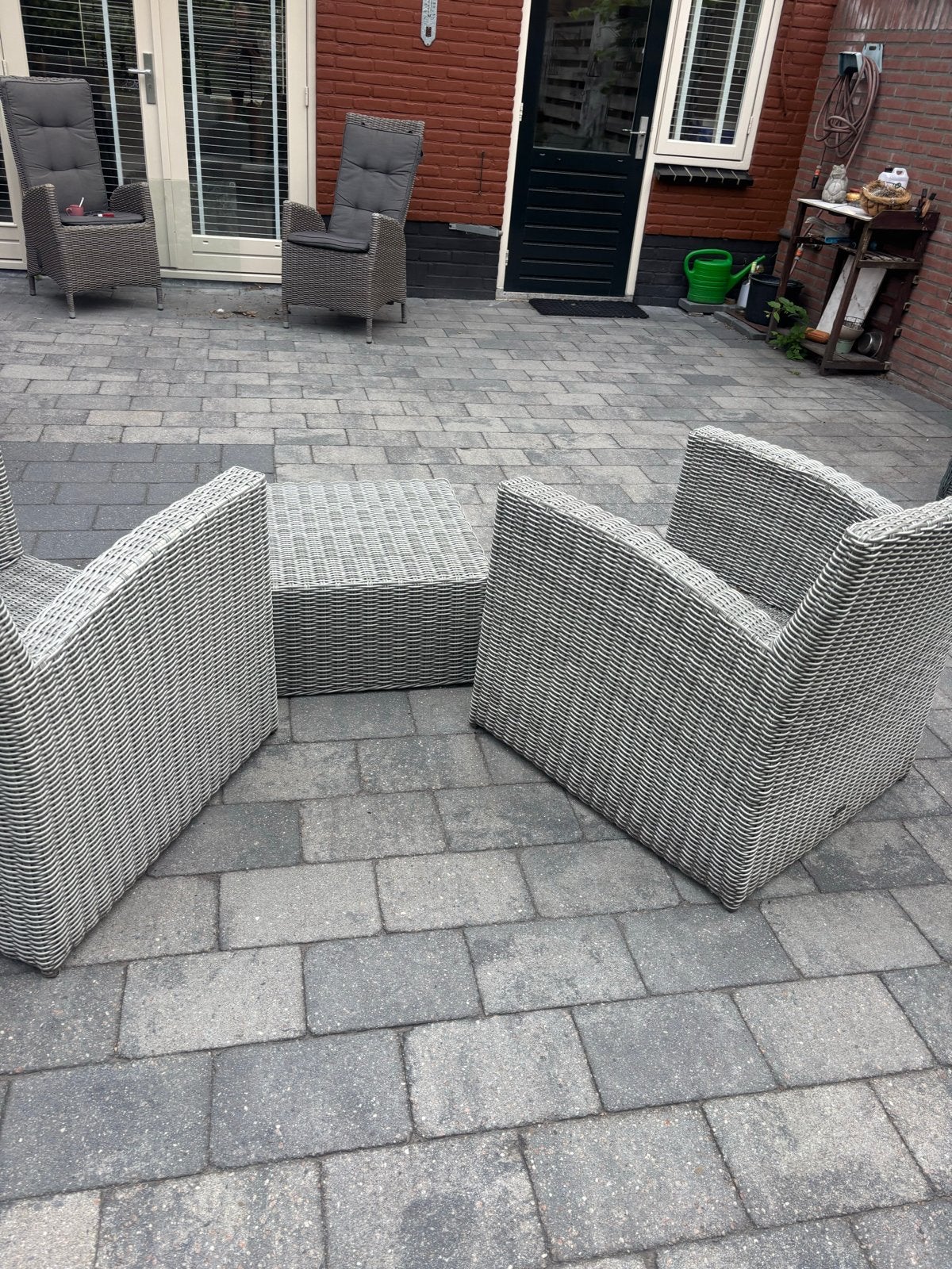 Intenso Tuinset: 2 Stoelen en Voetenbankje, Zo goed als nieuw, Wicker, Stoel, Tuinset