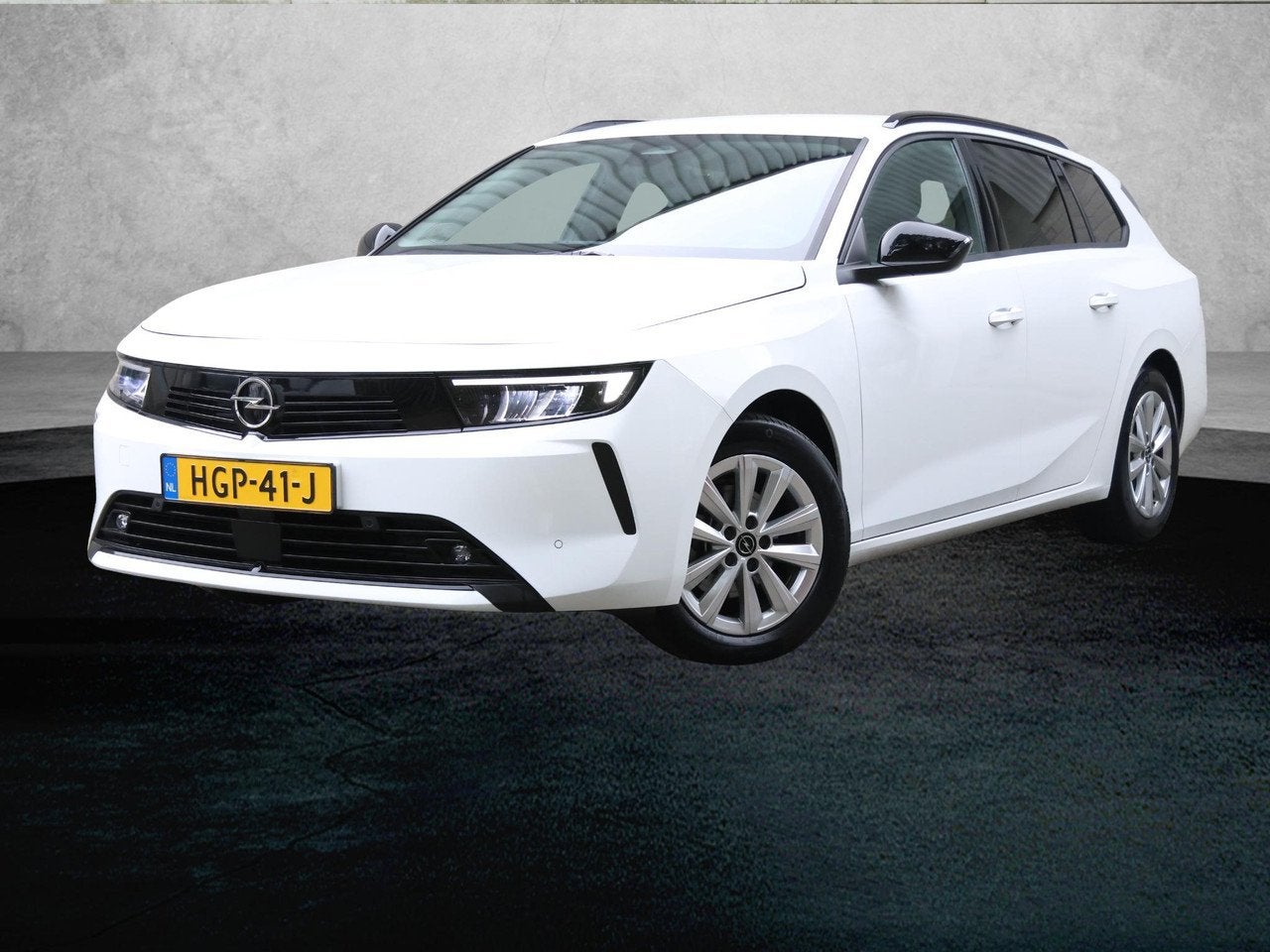 Opel Astra Sports Tourer 110pk Edition |GRATIS € 1000,- AC, Auto's, Dealer onderhouden, Gebruikt, 1199 cc, Handgeschakeld