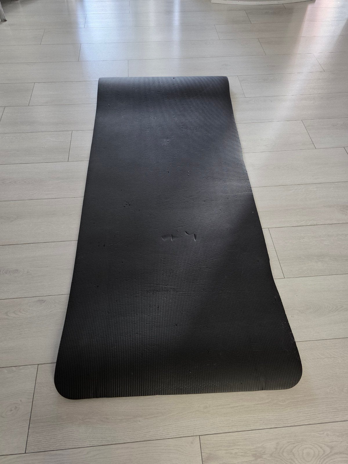 Zwarte Yogamat - Comfortabel en Duurzaam, Ophalen, Gebruikt, Yogamat