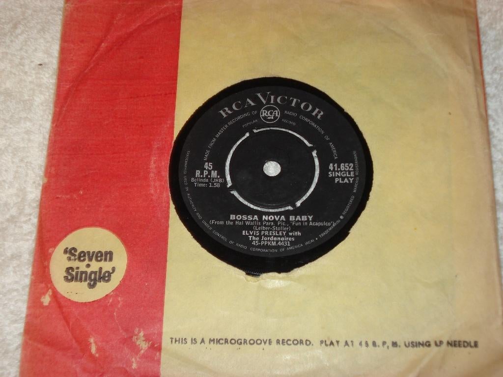 Elvis Presley   Bossa Nova Baby  Zuid Afrika   Orgineel, Ophalen of Verzenden, Zo goed als nieuw, Pop