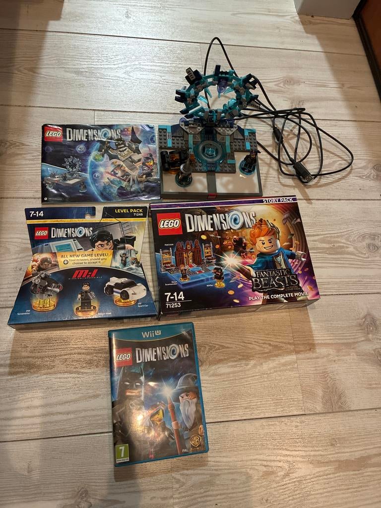 LEGO Dimensions Wii U Starter Pack + Level & Story Packs, Avontuur en Actie, 1 speler, Ophalen of Verzenden, Zo goed als nieuw
