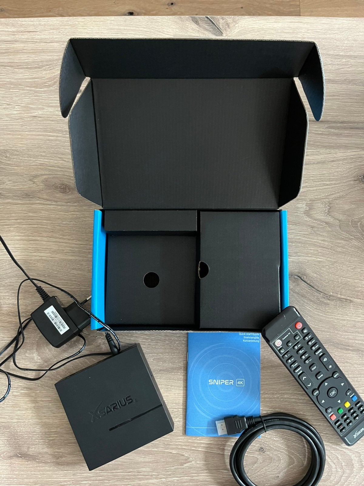 Xsarius Sniper 4K iPTV TV kastje met afstandsbediening, Ophalen of Verzenden, Zo goed als nieuw