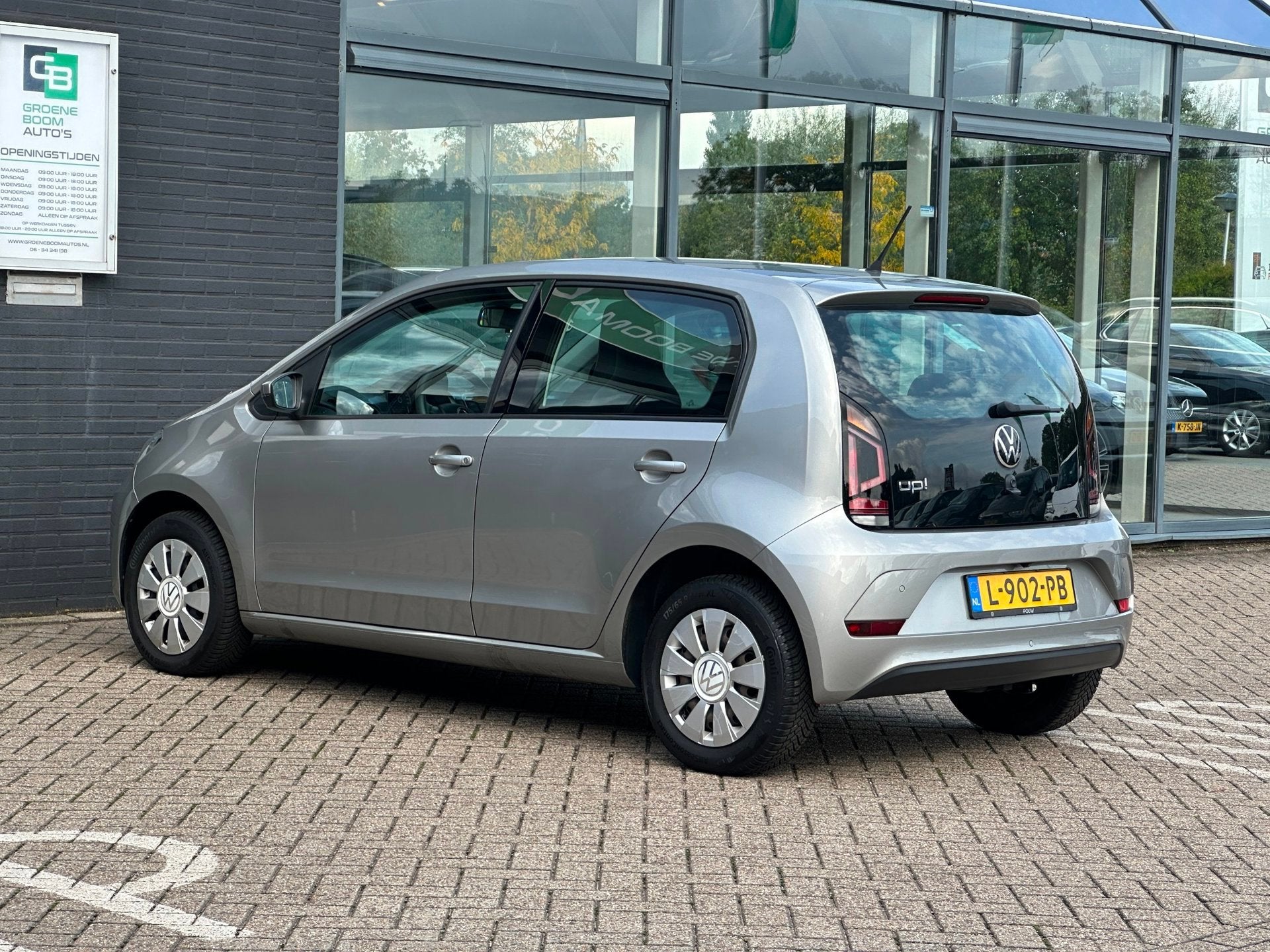 Volkswagen Up! 1.0/1 STE EIG/CAMERA/CRUISCONTROL/PARKEERSENS, Dealer onderhouden, Stof, Gebruikt, 4 stoelen