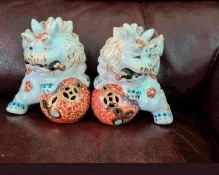 Twee  Vintage Foo Dogs in Keramiek, Ophalen of Verzenden, Zo goed als nieuw, Dier