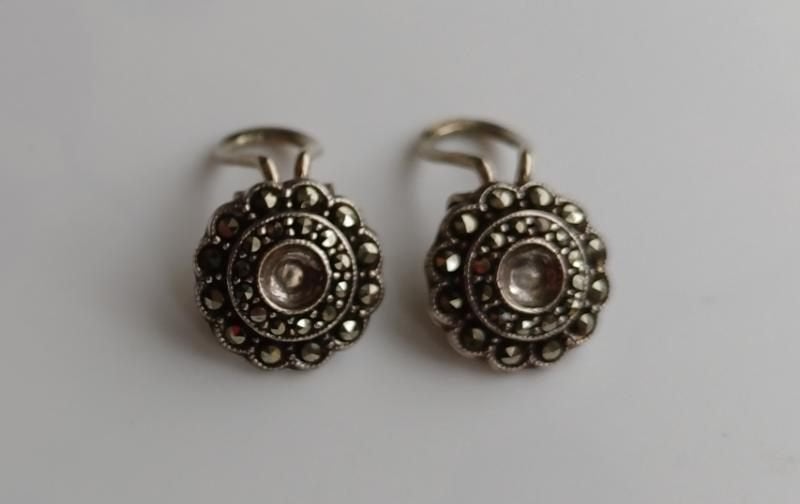 Antiek zilveren zeeuwse knop/knoop oorbellen, Sieraden, Tassen en Uiterlijk, Oorbellen, Gebruikt, Ophalen of Verzenden, Knopjes of Stekers
