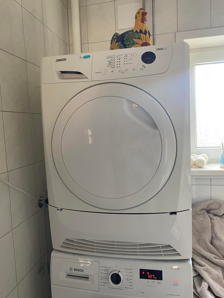 Zanussi droger, Witgoed en Apparatuur, Wasdrogers, Ophalen, Gebruikt, Condens, 85 tot 90 cm