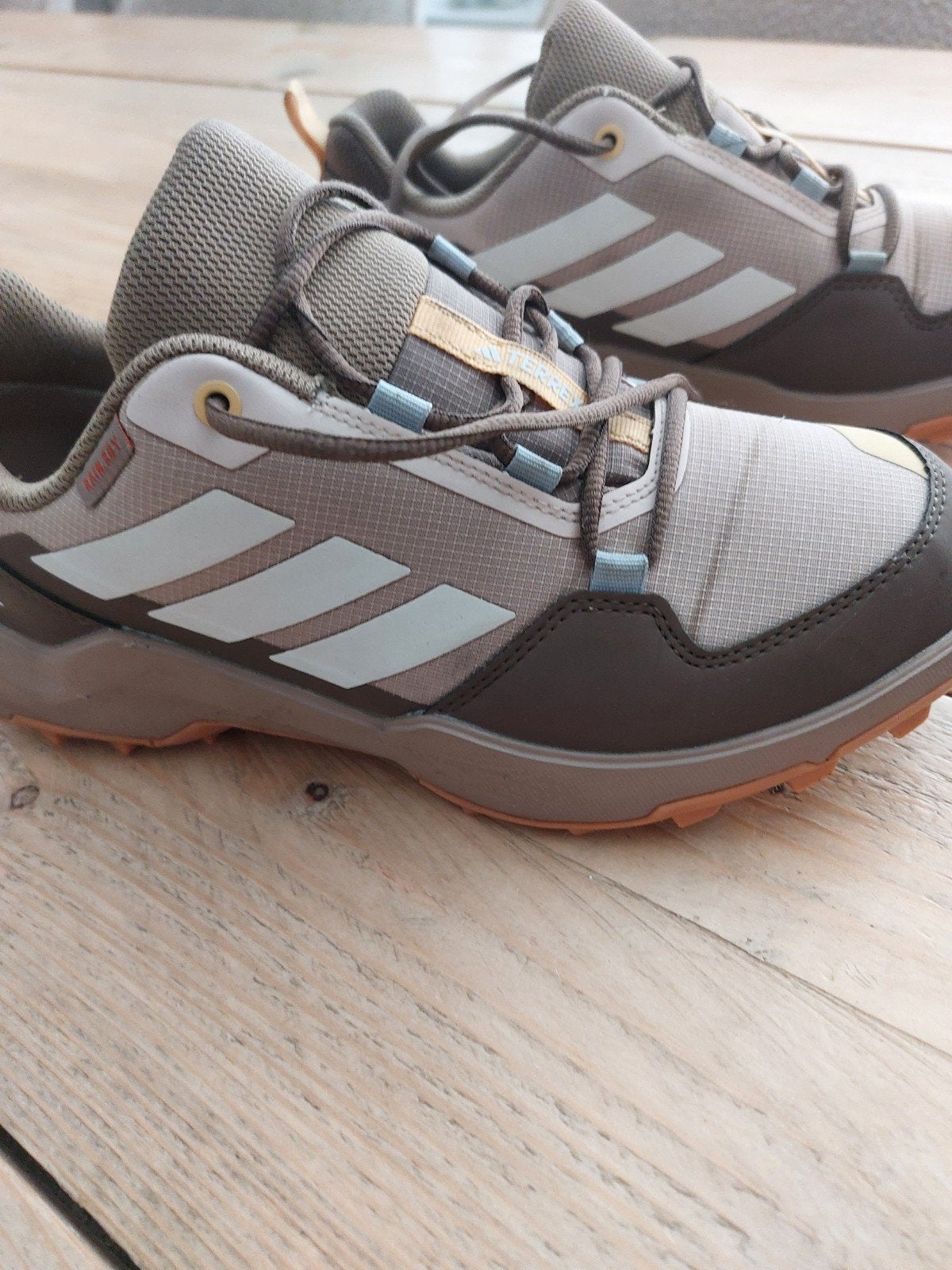Adidas Terrex wandelschoenen - Zo goed als nieuw, Ophalen, Zo goed als nieuw, Schoenen