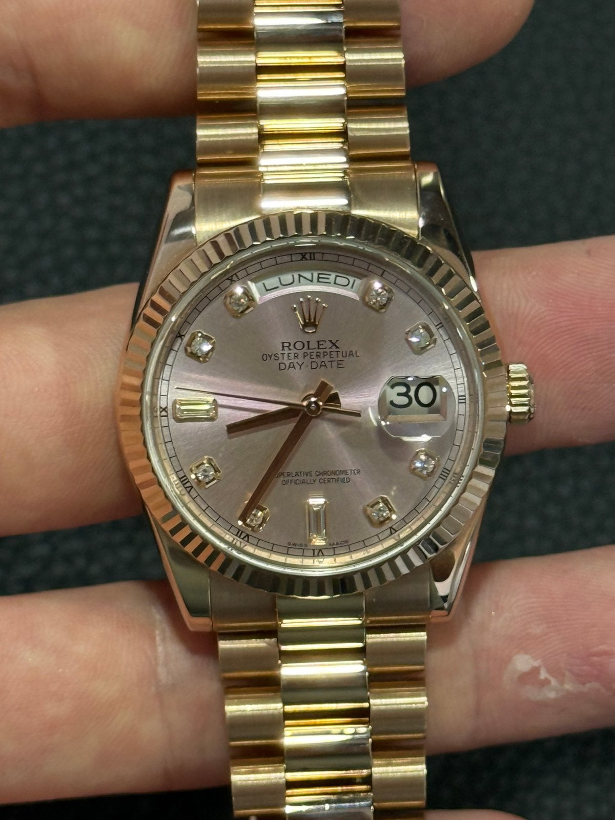 Rolex daydate Everose 36mm, 2008 Mint Pink diamond 118235F, Ophalen of Verzenden, Zo goed als nieuw, Goud, Rolex