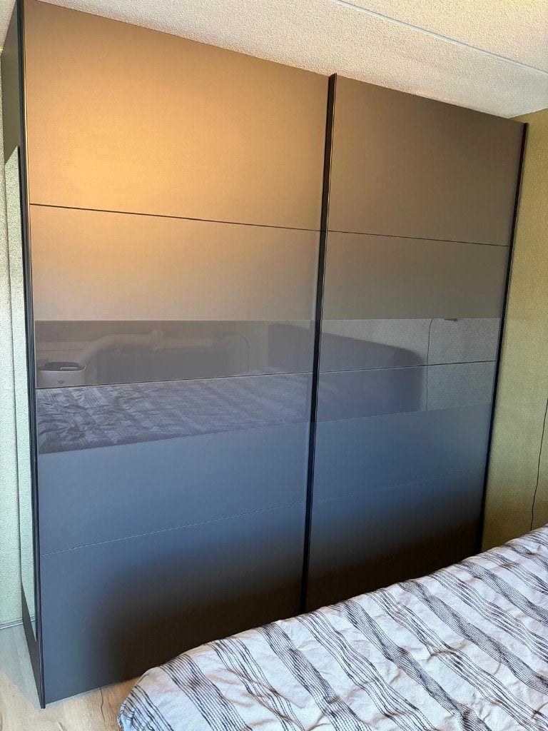 Kledingkast (schuifdeuren)''Mierlo'' Grafiet/grijs glas ZGAN, 200 cm of meer, 200 cm of meer, 50 tot 75 cm, Ophalen